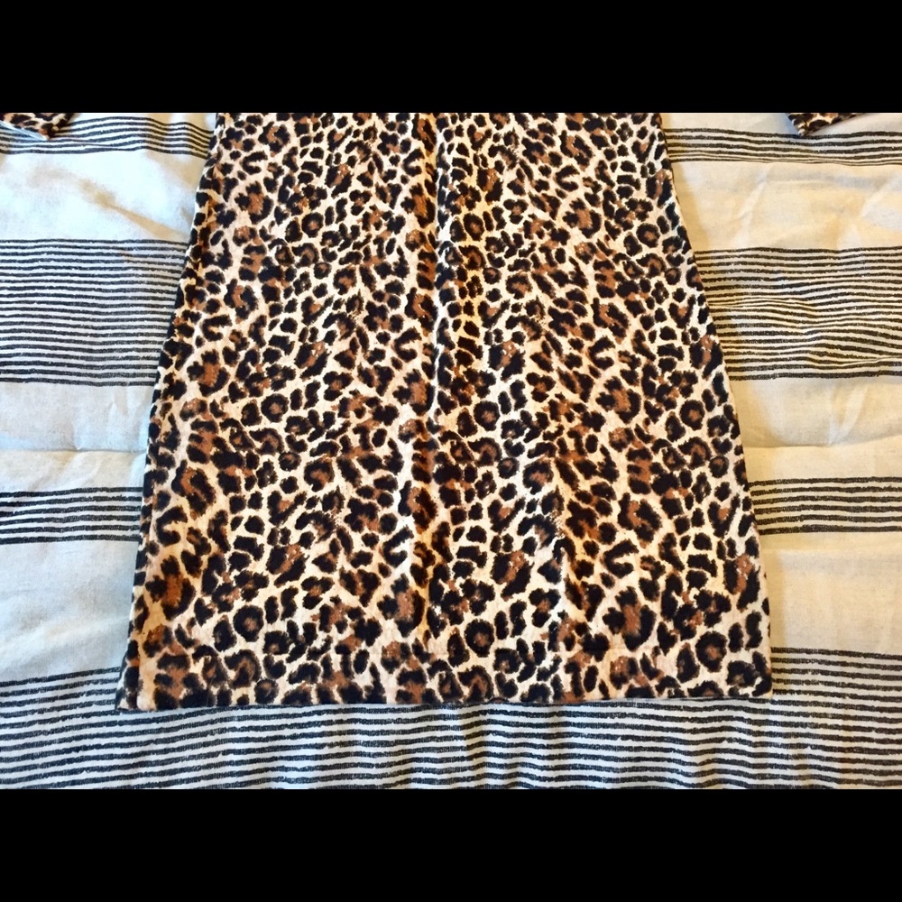NWT leopard print sweater dress - Picture 8 of 8